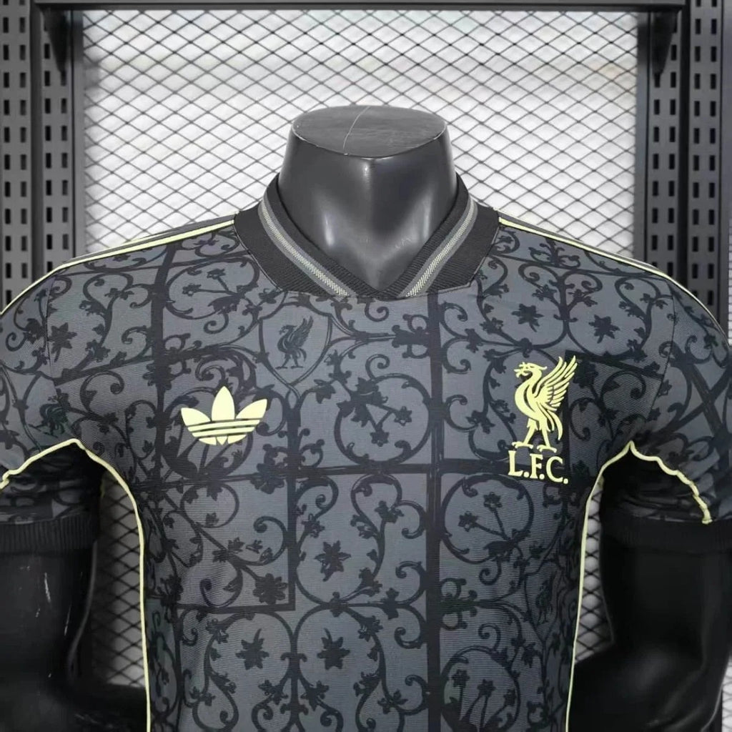 LFC BLACK ICON PLAYER VERSION SOLID JERSEY